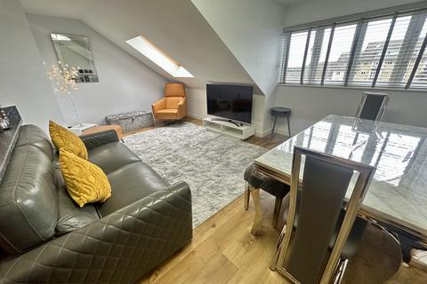 2 bedroom flat to rent, Burlington House, 2 Park Lodge Avenue, West Drayton, Greater London, UB7