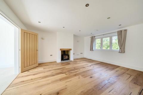 4 bedroom detached house for sale - Bladon,  Oxfordshire,  OX20