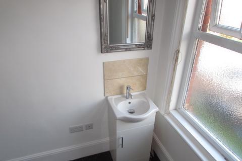 1 bedroom house of multiple occupation to rent, Exeter Road, Exmouth EX8