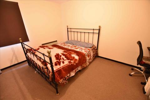 29 Tanglewood Way, Feltham, TW13 7HB