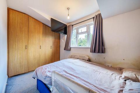 2 bedroom end of terrace house for sale, Sunbury-On-Thames,  Surrey,  TW16