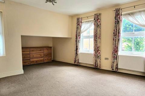 2 bedroom flat for sale, Bromley Road, Catford, London, SE6