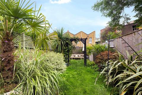 4 Barnes Street, London, E14 7NP