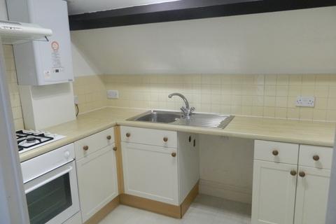 Flat B, 16 Glen Road, Bournemouth, BH5 1HR