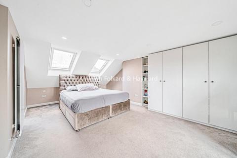 5 Reynard Close, Bromley, BR1 2AB