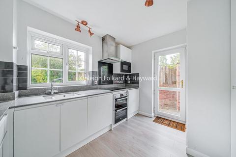 5 Reynard Close, Bromley, BR1 2AB