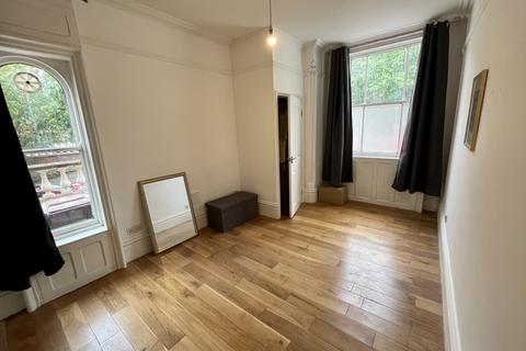 1 bedroom ground floor flat to rent, Flat 1, 19 Lenton Road, The Park, Nottingham