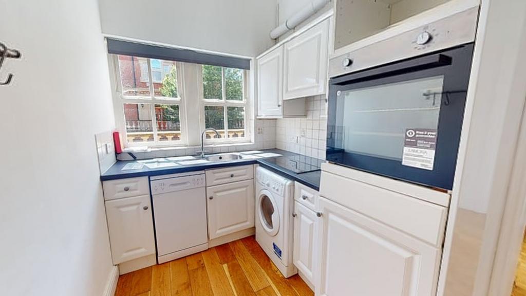 19 Lenton Rd Kitchen