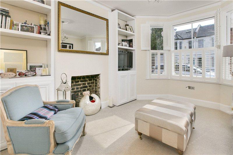 Queensmill Road, Park, London 1 bed flat for sale £550,000