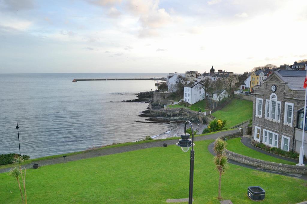3A, St Mary Bay Apartments, Port St Mary 2 bed apartment £1,400 pcm