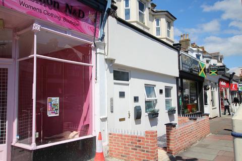 1 bedroom flat for sale, Flat ,  Seaside, Eastbourne