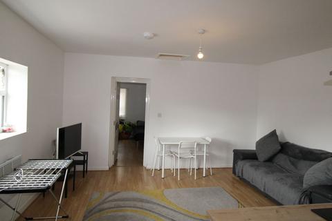 1 bedroom flat for sale, Flat ,  Seaside, Eastbourne