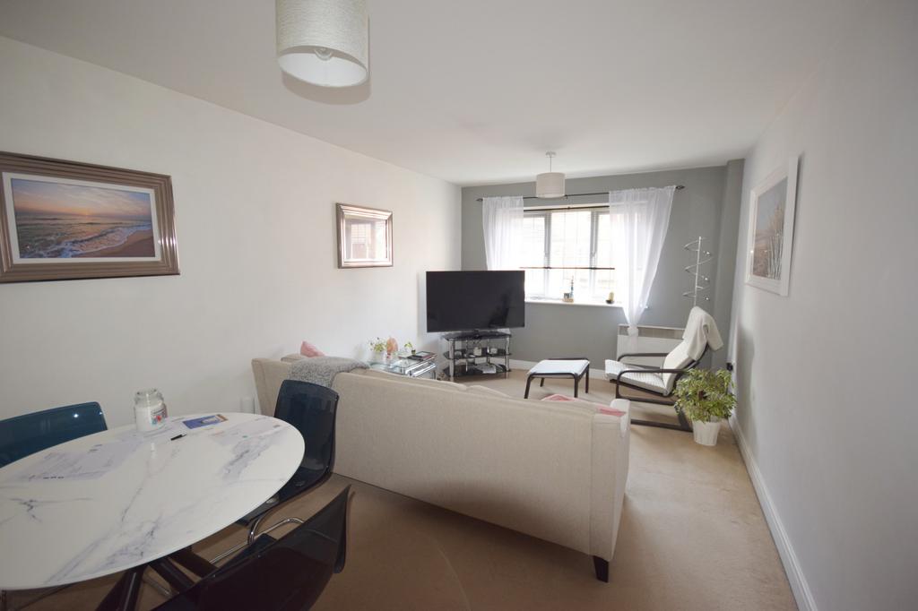 Clifton Gate, Lytham 2 bed apartment for sale £209,950