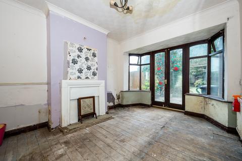 3 bedroom terraced house for sale - Langdale Avenue, Swinley, Wigan, WN1