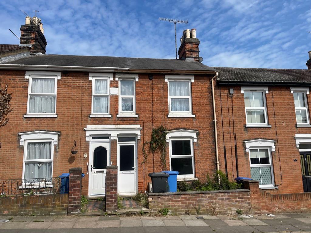Martin Road, Ipswich IP2 3 bed terraced house £975 pcm (£225 pw)