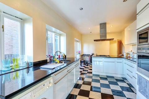 6 bedroom semi-detached house for sale, Shepherds Hill, Highgate, N6