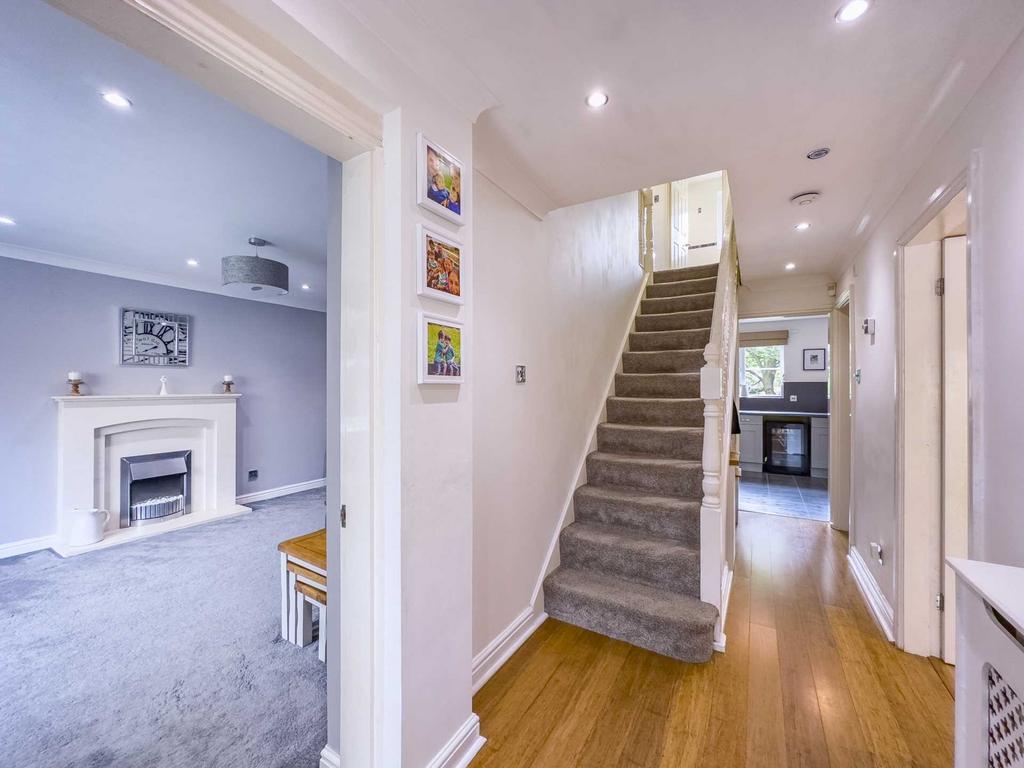 Ventnor Close, Gomersal 4 bed detached house for sale £525,000
