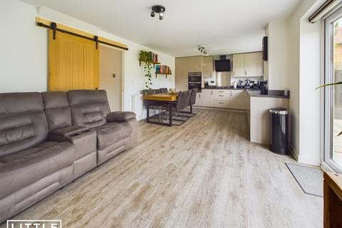 4 bedroom detached house for sale - Simmons Close, St. Helens, WA10