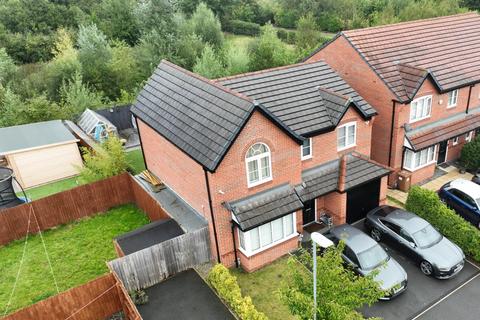 4 bedroom detached house for sale, Simmons Close, St. Helens, WA10