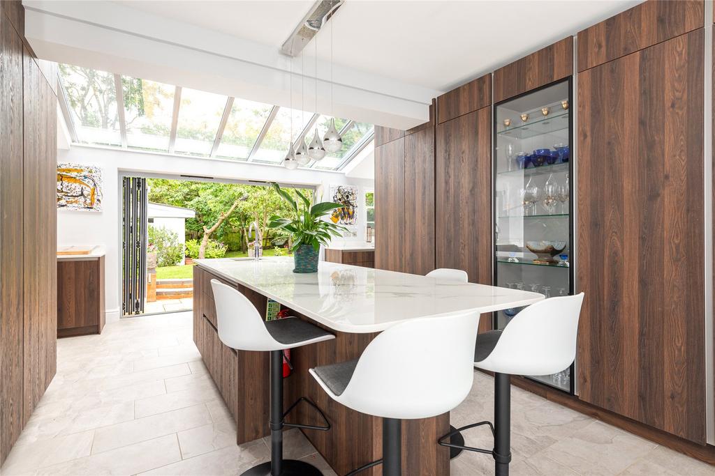 Kitchen/Breakfast