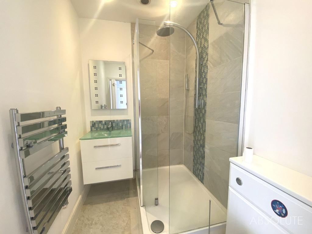 Anthony Road, Exeter, EX1 3 bed terraced house £1,400 pcm (£323 pw)