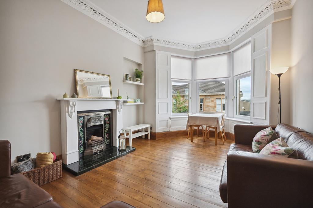 Fergus Drive, 2/1, North Kelvinside, Glasgow, G20 6AP 2 bed flat for