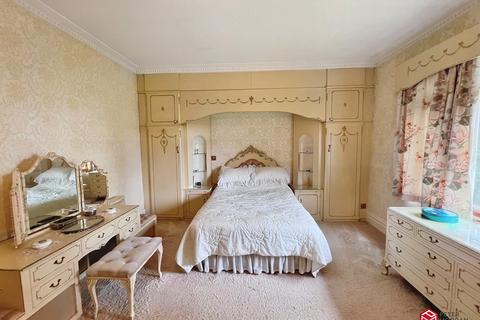 Carey Lodge Chestnut Close, Neath, SA10 7AU