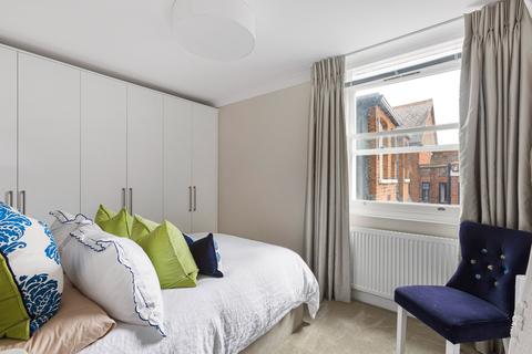 Flat 1, 7a Chequer Street, St Albans, AL1 3YJ