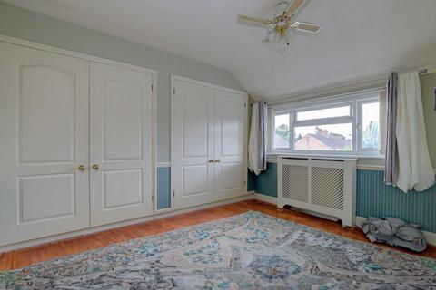 23 Hilltop Road, Caversham, Reading, RG4 7HR