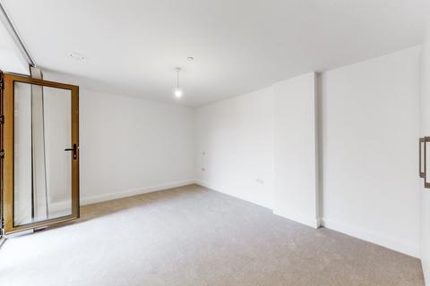 1 bedroom apartment to rent, Monarch Apartments, High Road, Willesden, NW10