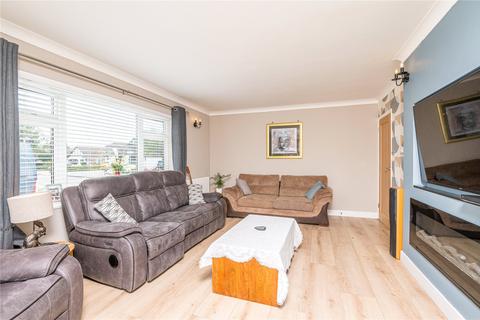 11 Kingsteignton, Shoeburyness, Southend-on-sea, SS3 8AY