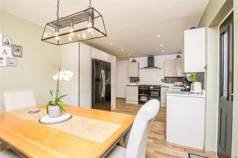 11 Kingsteignton, Shoeburyness, Southend-on-sea, SS3 8AY