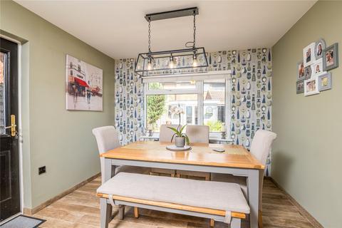 11 Kingsteignton, Shoeburyness, Southend-on-sea, SS3 8AY