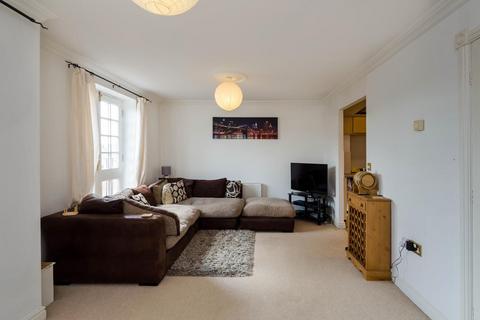 1 bedroom flat to rent, Bishopfields Drive, Leeman Road, York, YO26