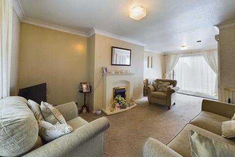 44 Allandale, Hemel Hempstead, HP2 5AF