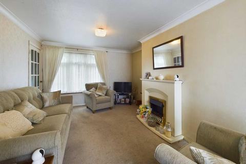 44 Allandale, Hemel Hempstead, HP2 5AF