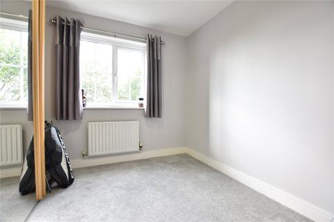 48 Baldwins Close, Royton, Oldham, OL2 5FG