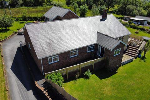 45 Kings Road, Llandybie, Ammanford, SA18 2TL