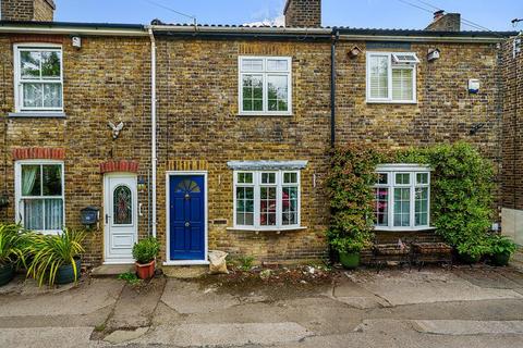 3 bedroom terraced house to rent, Staines-upon-Thames,  Surrey,  TW18