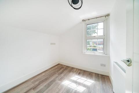 3 bedroom terraced house to rent, Staines-upon-Thames,  Surrey,  TW18