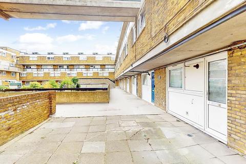 7 Lampeter Square, London, W6 8PS