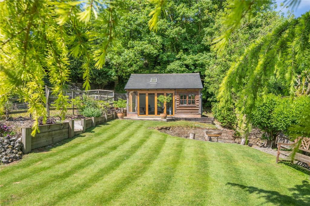 The Dell, Kingsclere, Newbury... 5 bed detached house £1,500,000