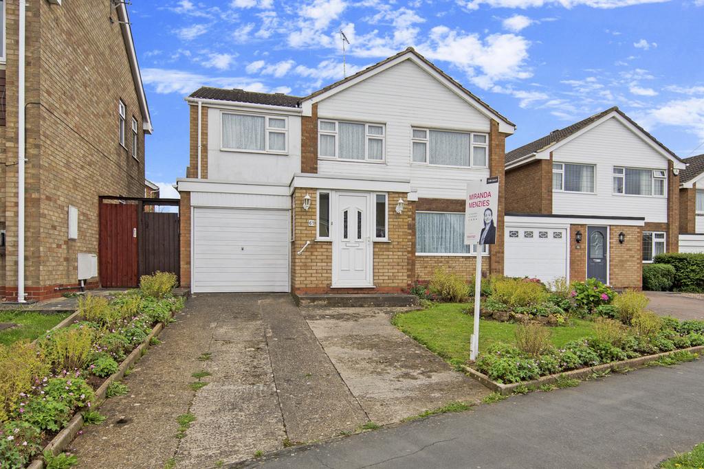 St Johns Road, Kettering, NN15 4 bed detached house for sale £330,000