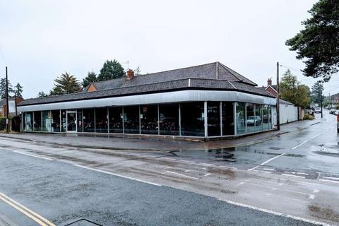 Property for sale, HASLEMERE MOTORCYCLES, PETERSFIELD ROAD, WHITEHILL, BORDON