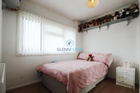 169 Humber Way, Slough, SL3 8SS