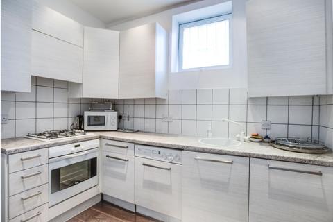 2 bedroom flat to rent, Abbey Road, London NW8