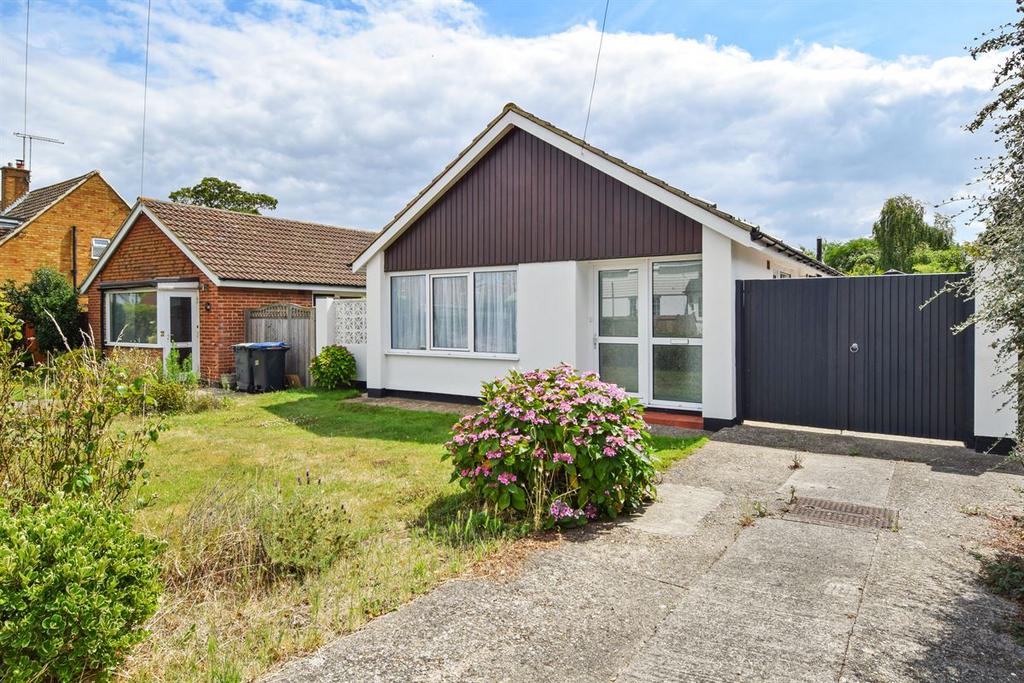 Hunters Forstal Road, Herne Bay 2 bed detached bungalow for sale £400,000