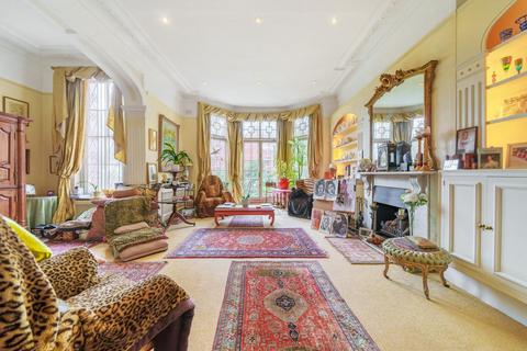 3 bedroom flat for sale, Sutherland Avenue, Little Venice