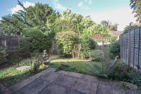 45 Beech Road, Alresford, SO24 9JS