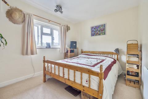 27 Fryern Close, Storrington, Pulborough, RH20 4PJ